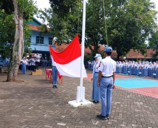 Kegiatan Upacara Bendera